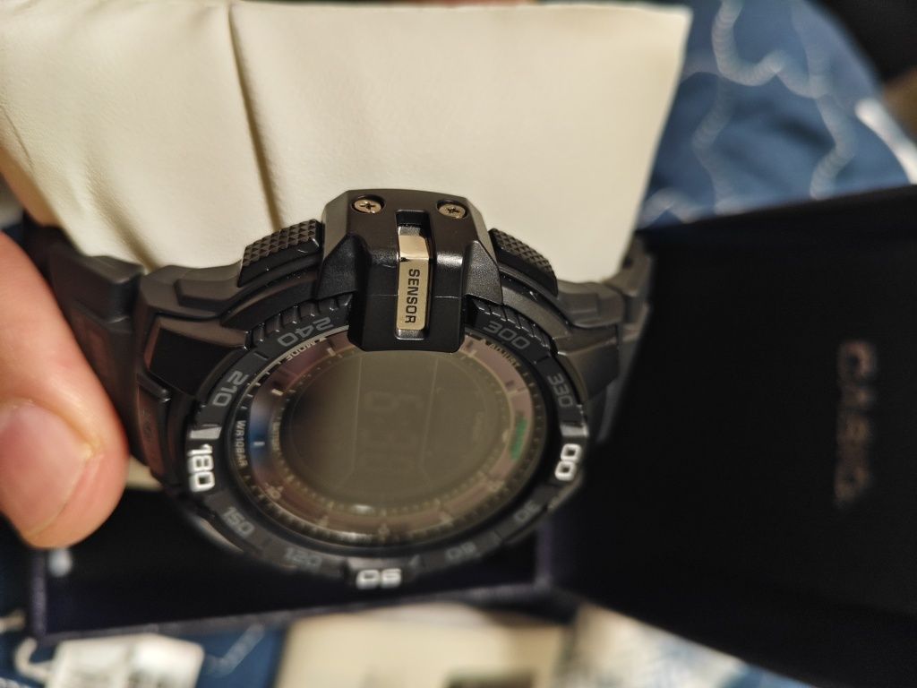 Новые часы Casio pro trek PRG-270