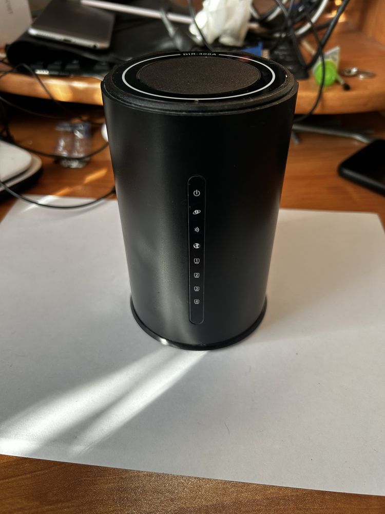 Wi-Fi роутер (маршрутизатор) D-Link DIR-300A — 150 Мбит/с