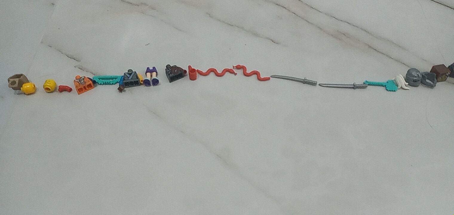 Продам лего минифигурки