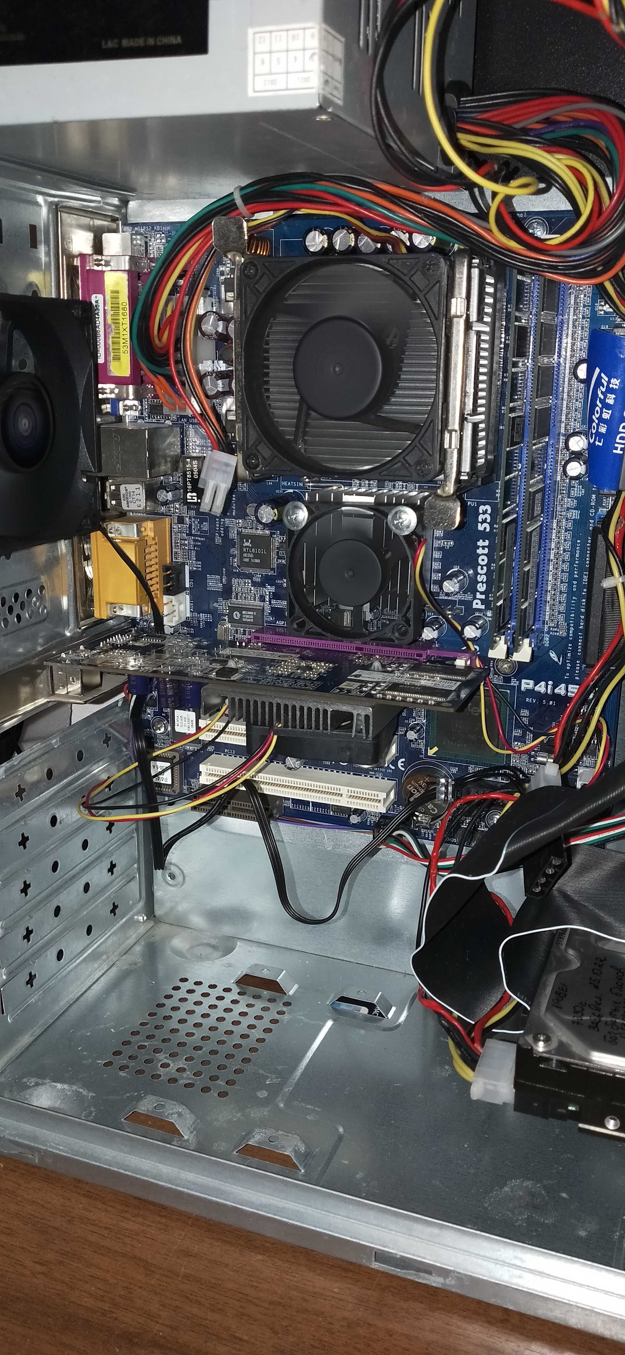 Системный блок Intel® Pentium 4™  2.4GHz (GeForce FX 5200) (Лот№13)