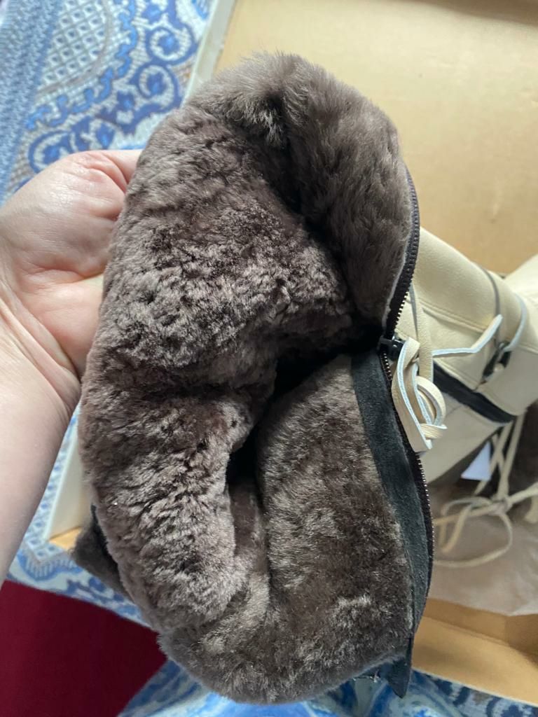 Женские зимние сапоги