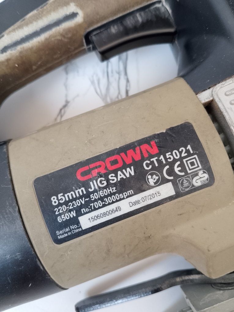 Болгарка Makita.    Лобзик crown