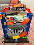 Hot Wheels City , Трюки в гараже. оригинал