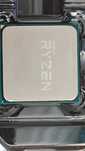Продам Ryzen 7 2700