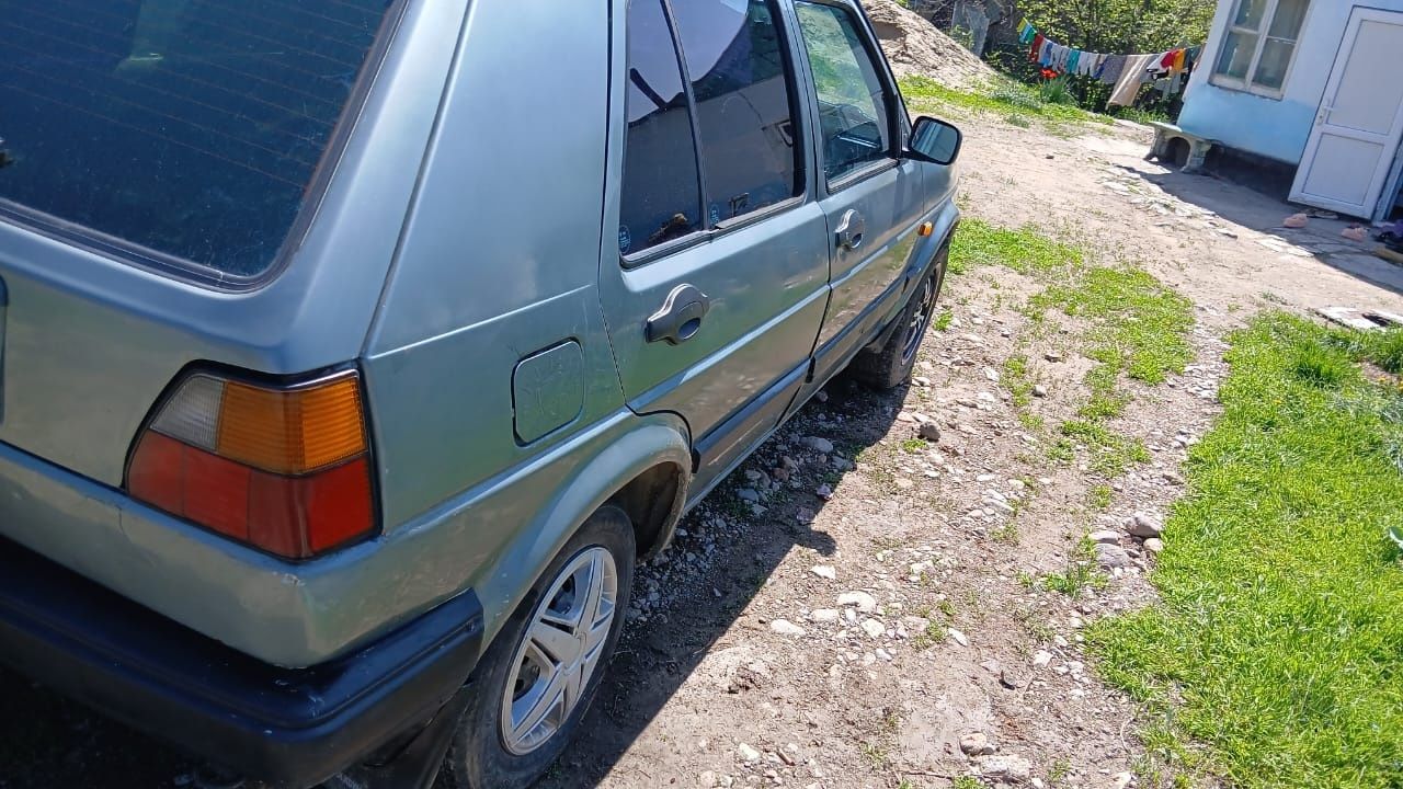Продам гольф 2 торг есть