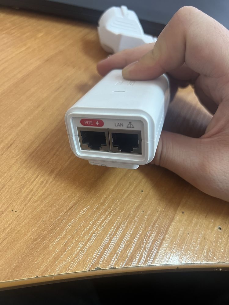 Блок питания Ubiquiti POE-24 24В 1.0A Gigabit белый