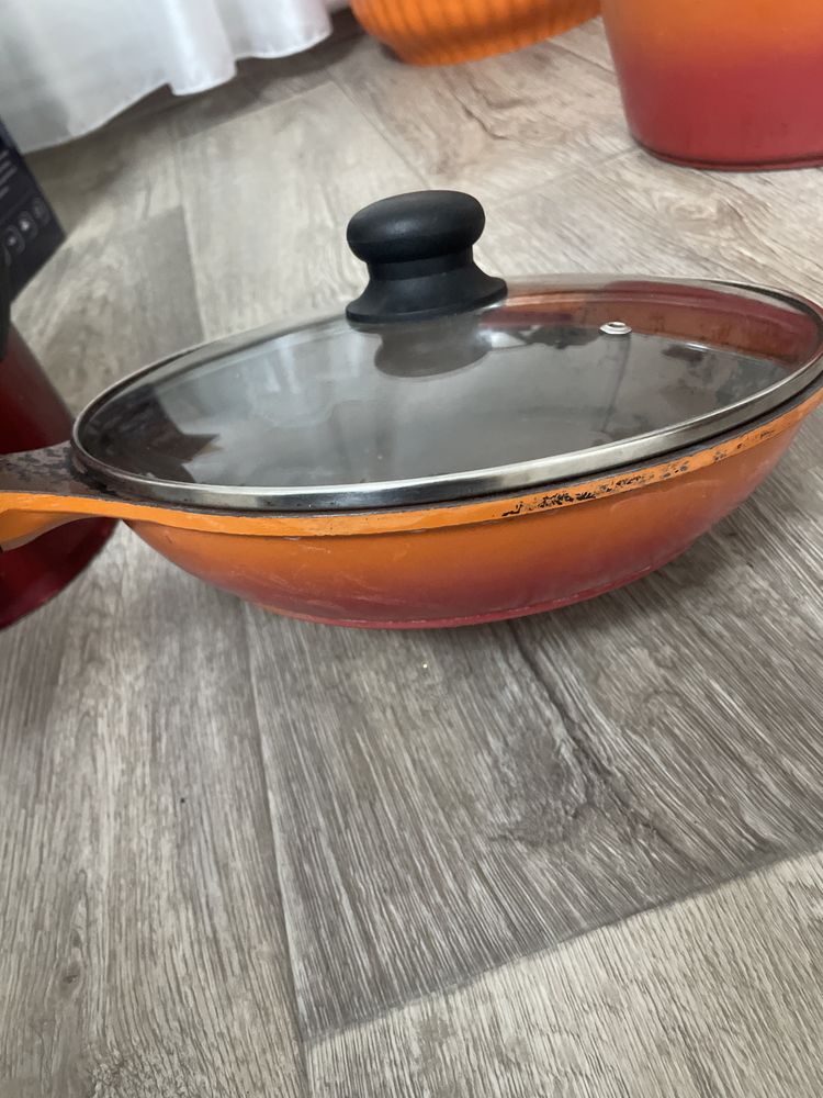 Продам казаны и сковоротки