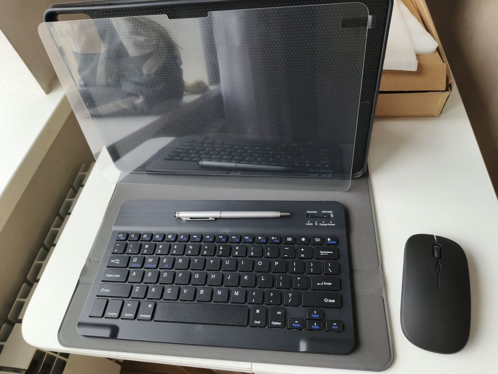 Продам клавиатуру и чехол для планшета Xiaomi pad