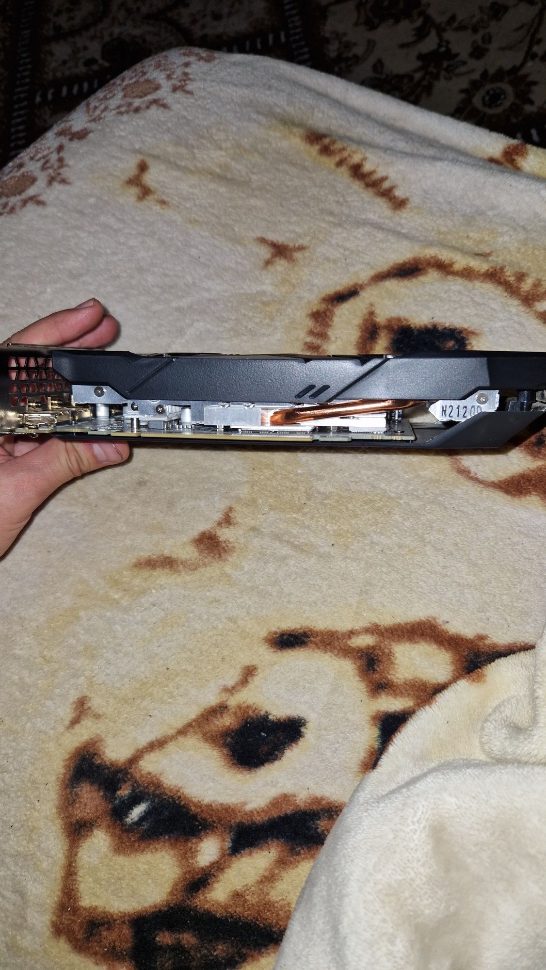 gigabyte 1660 6gb в хорошем состоянии