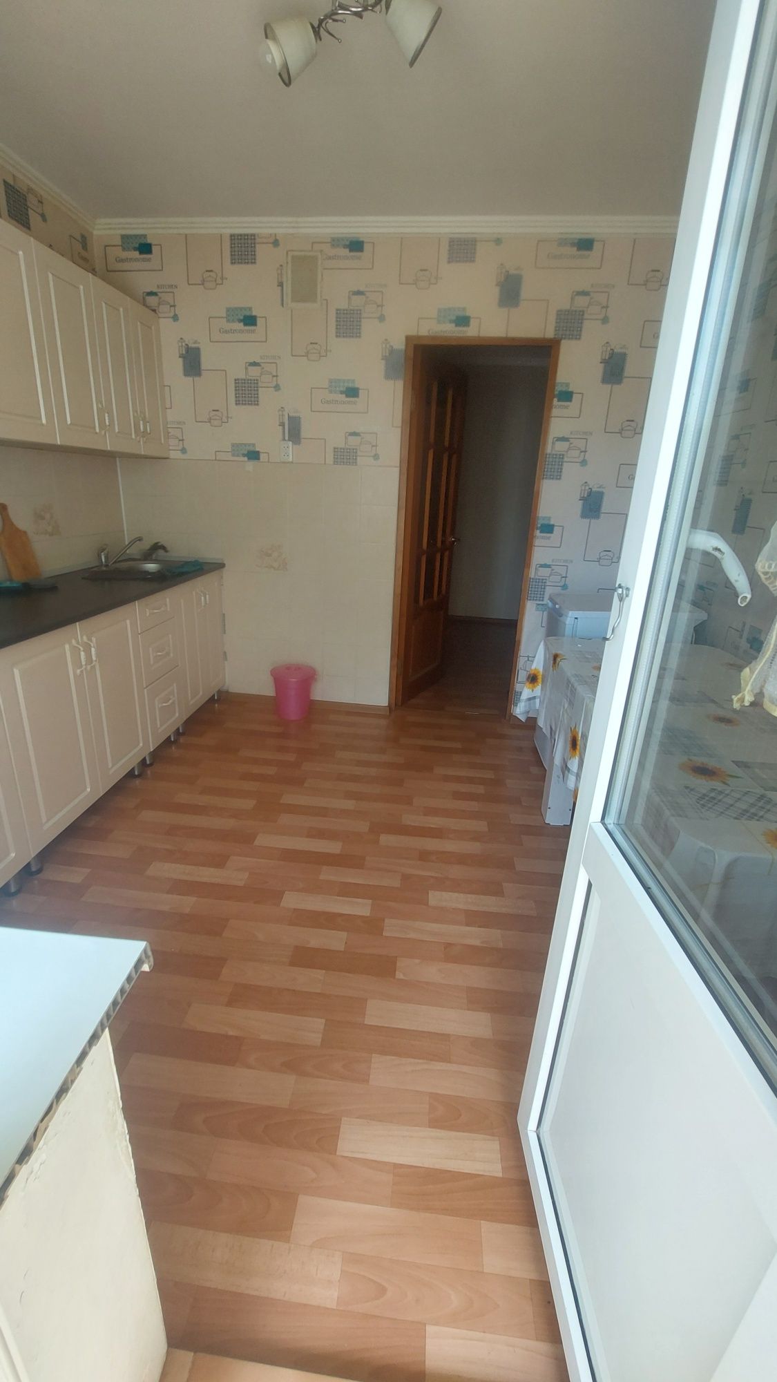 Продам 2-х комнатную квартиру по А. Молдагулова, в центре города