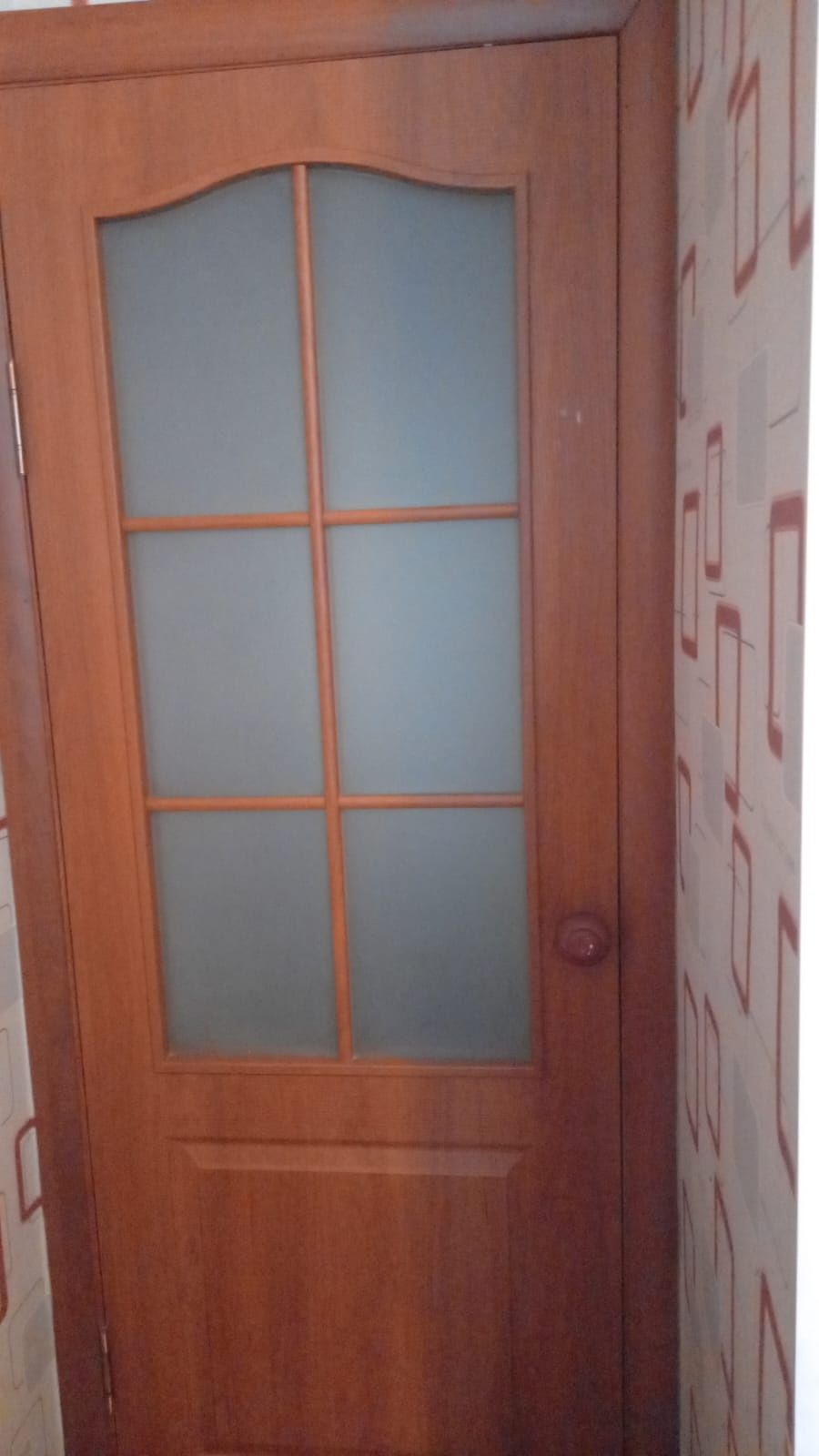 Продам межкомнатные двери б/у
