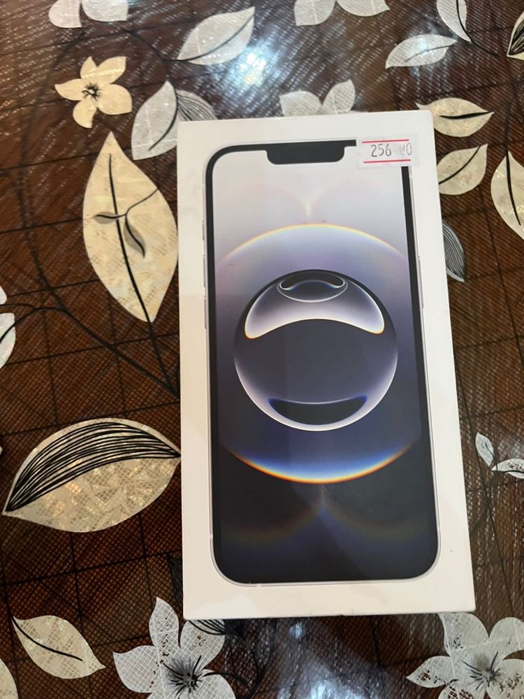 iPhone 16e 256GB (White)