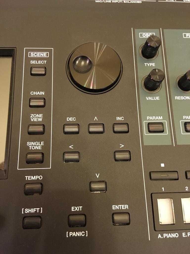 Roland Fantom 6 синтезатор