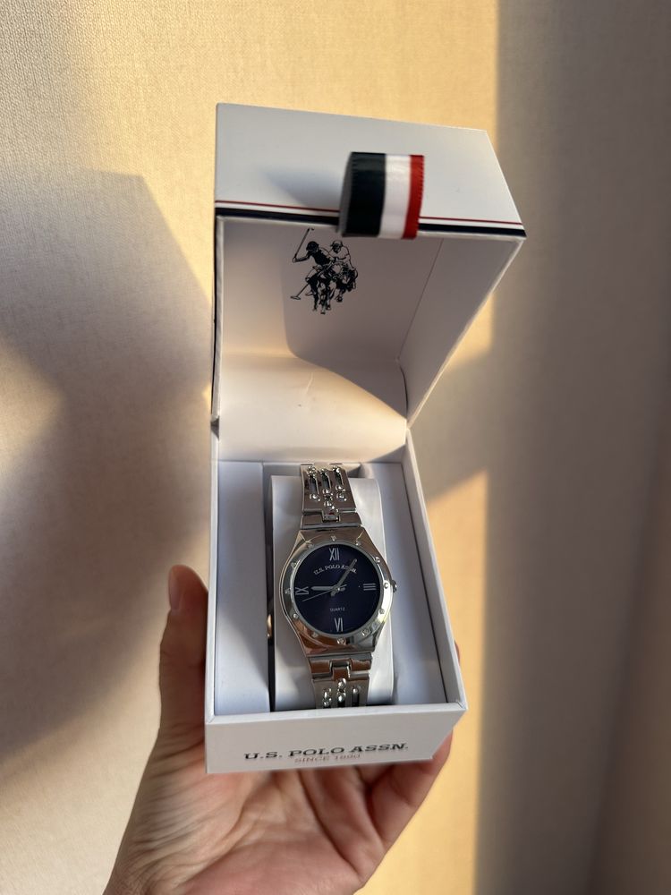 Продам женские часы от US Polo ASSN