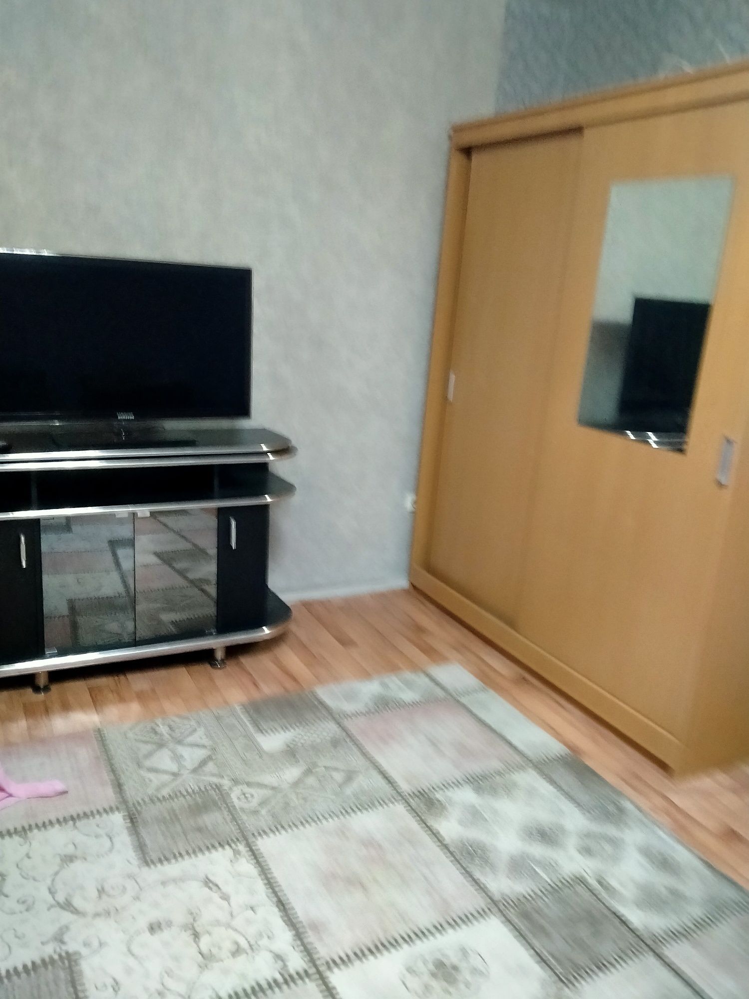 Продам  1комнатную квартиру(евро двушка) .