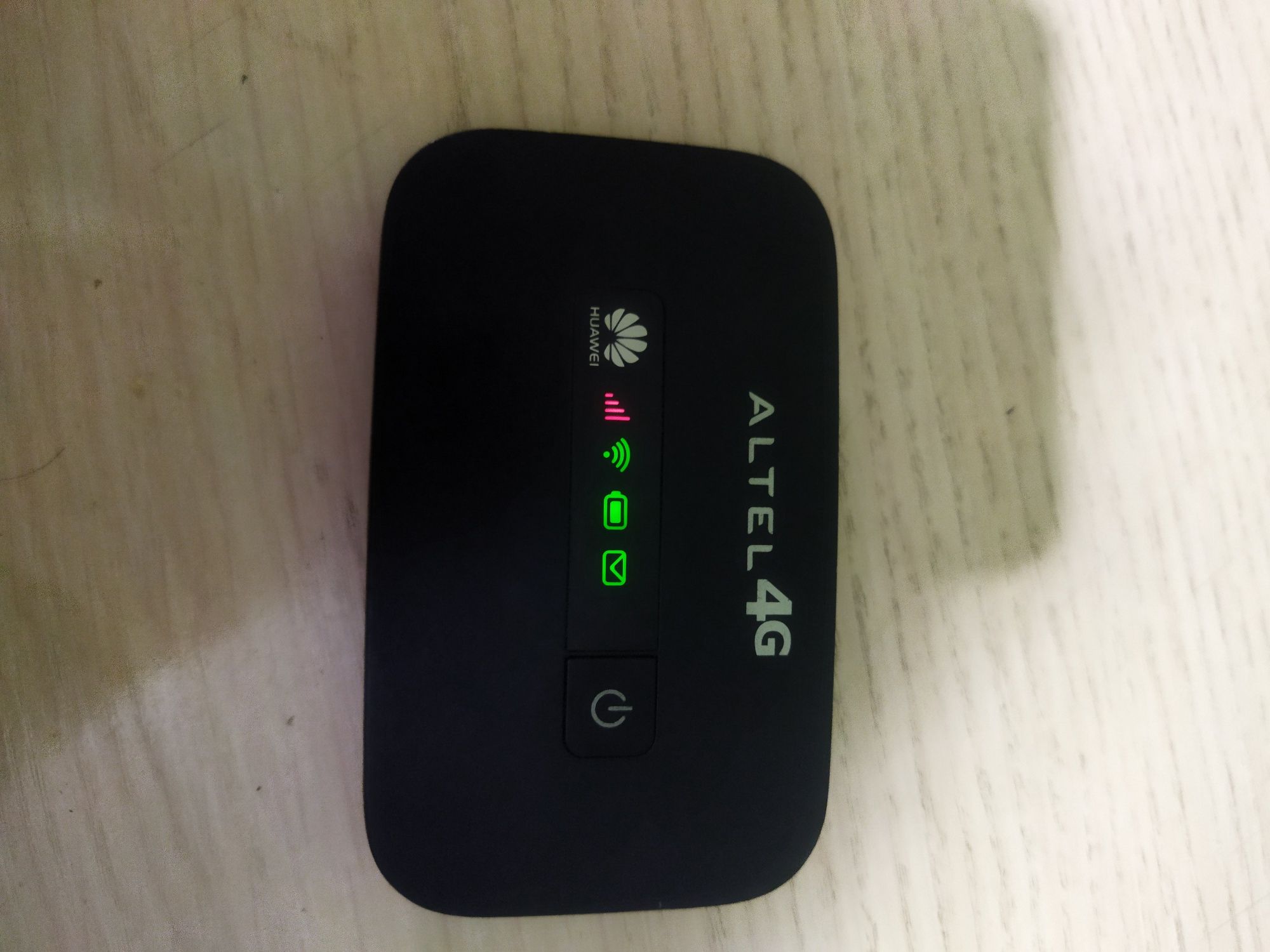 Продам состояние отличное работает отлично ател 4 G  хорошо работает о