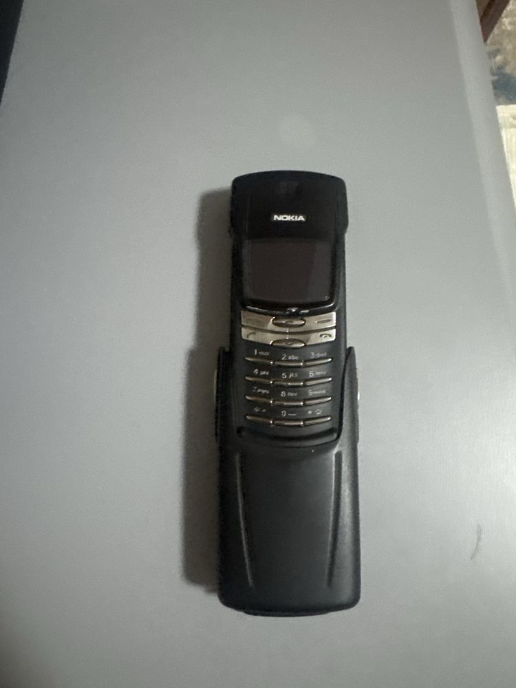 Nokia 8910 i с гарнтией