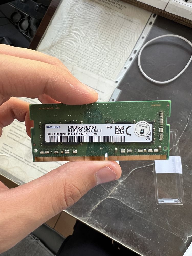 Оперативная память от Samsung 8гб DDR4-3200