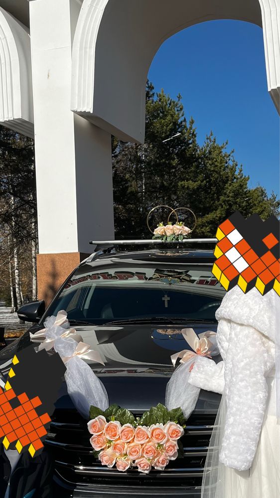 Свадебное украшение на машину