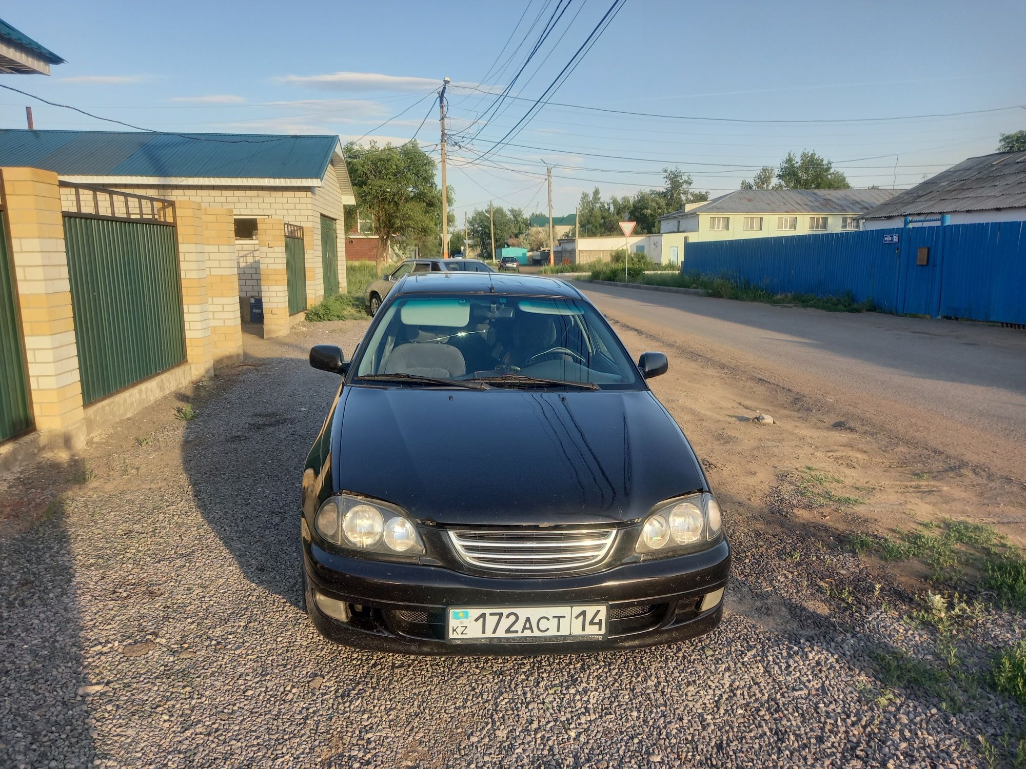 Toyota avensis 1998 2.0
