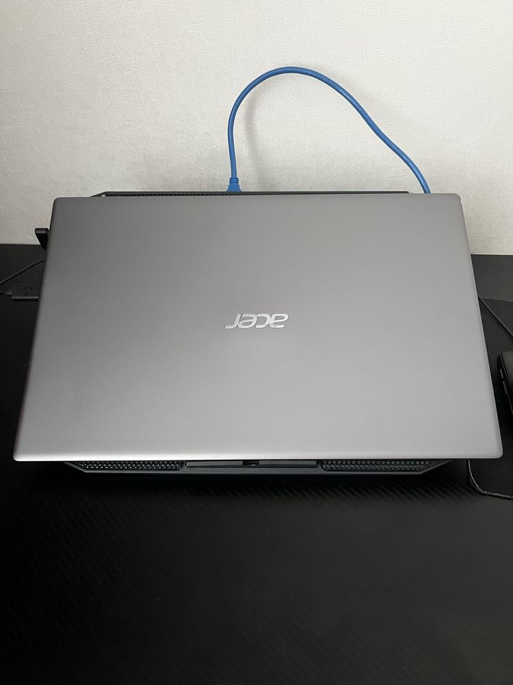 Продам ноутбук ASER SWIFT 3 (SSD)