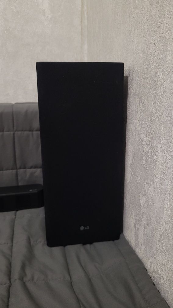 Продам саундбар lg
