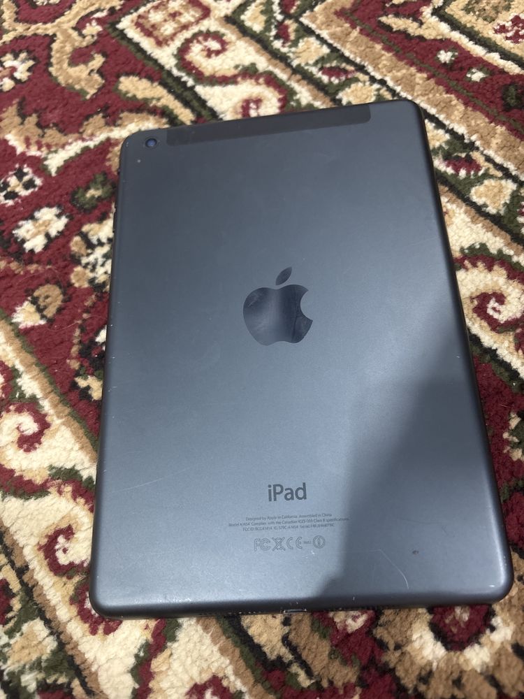Продаю Ipad 5 поколения на запчасти