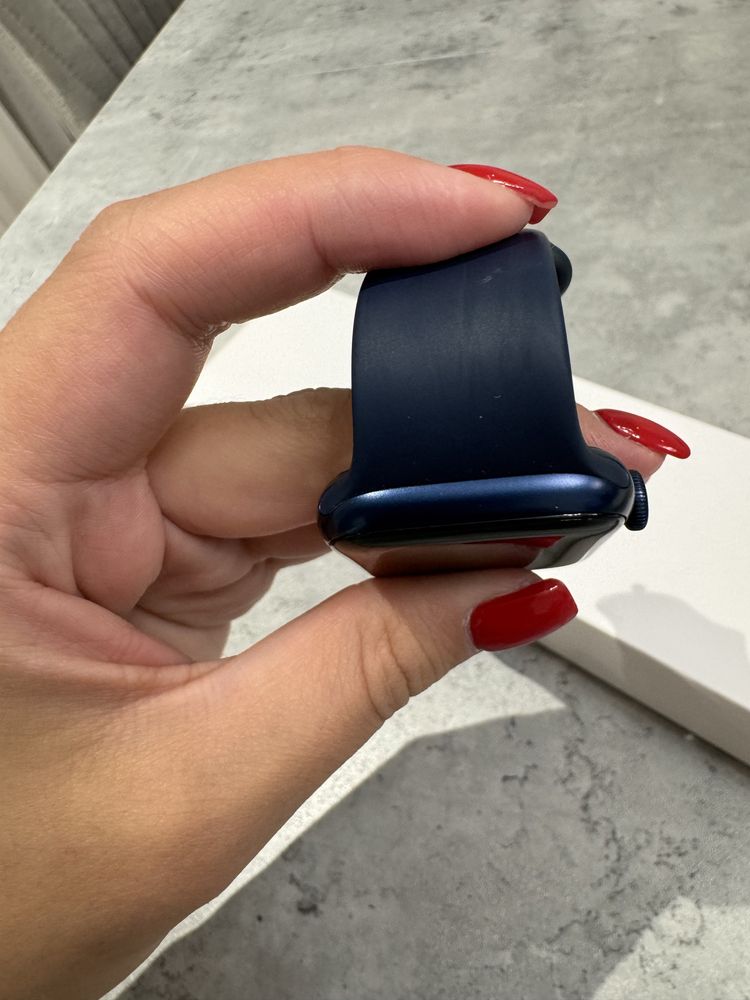 Продается apple watch 6