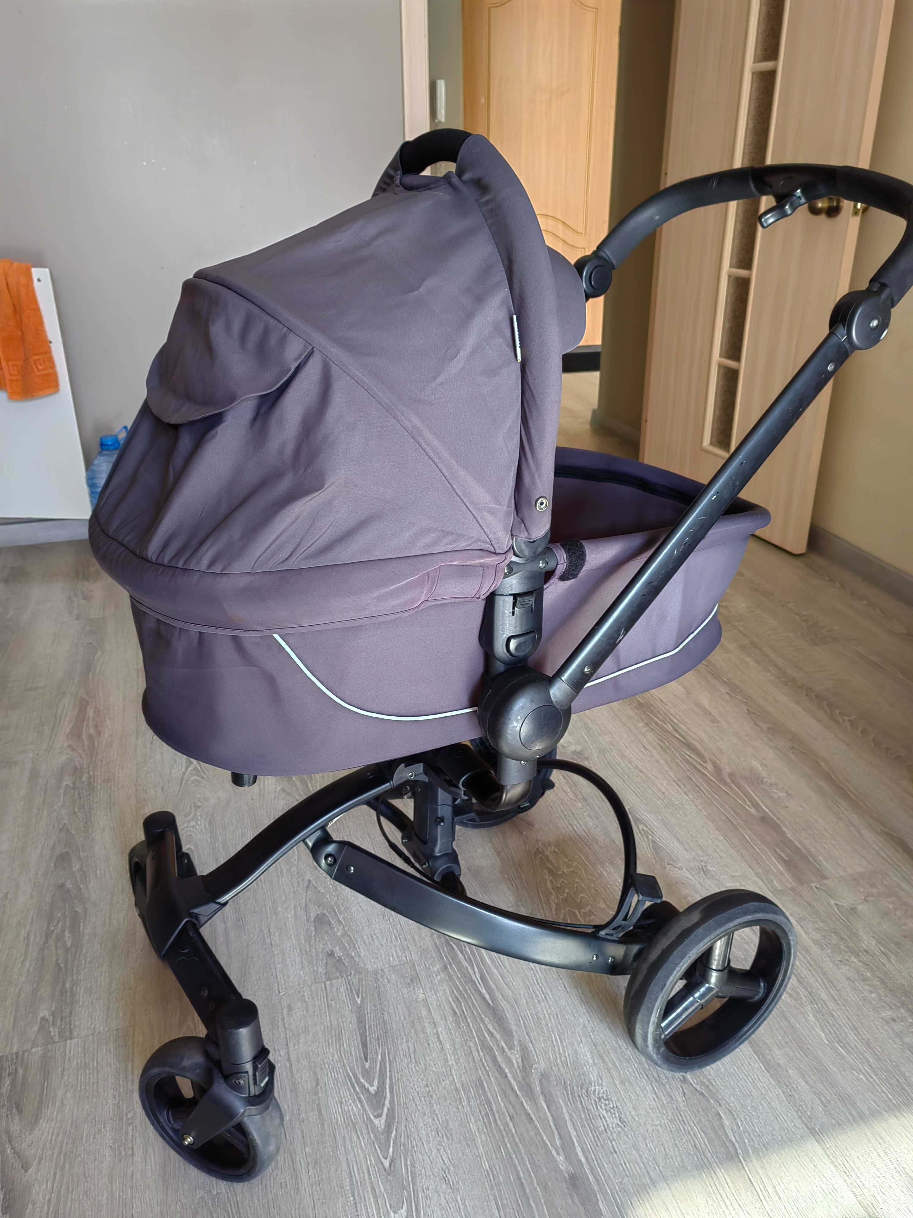 Продам детскую коляску, 3 в 1, немецкой фирмы Hauck fun for kids, б\у