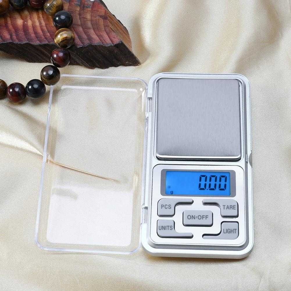 Продам электронные весы. Предел измерений 300г. Точность 0,01г