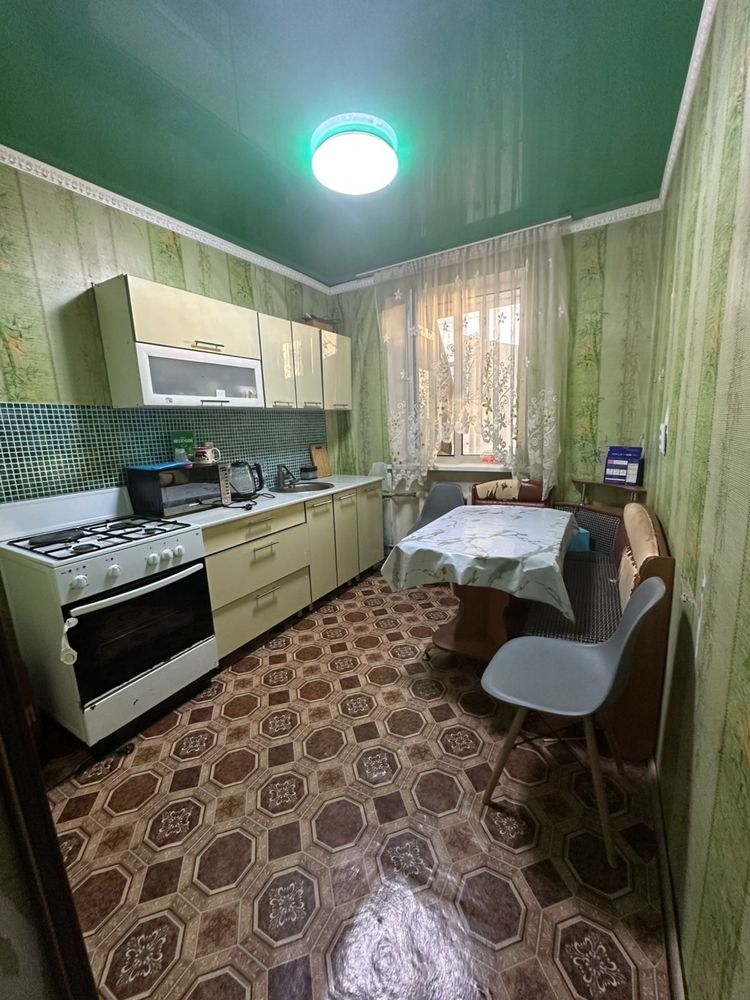 Продам квартиру двухкомнатную
