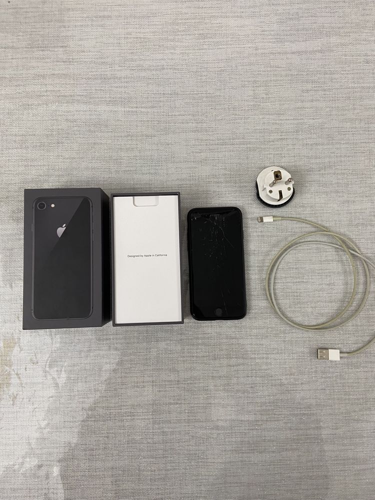 Продается iPhone 8 / 256гб