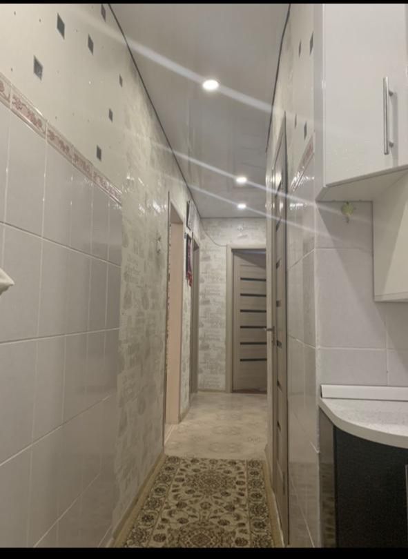 Продам квартиру трех комнатная