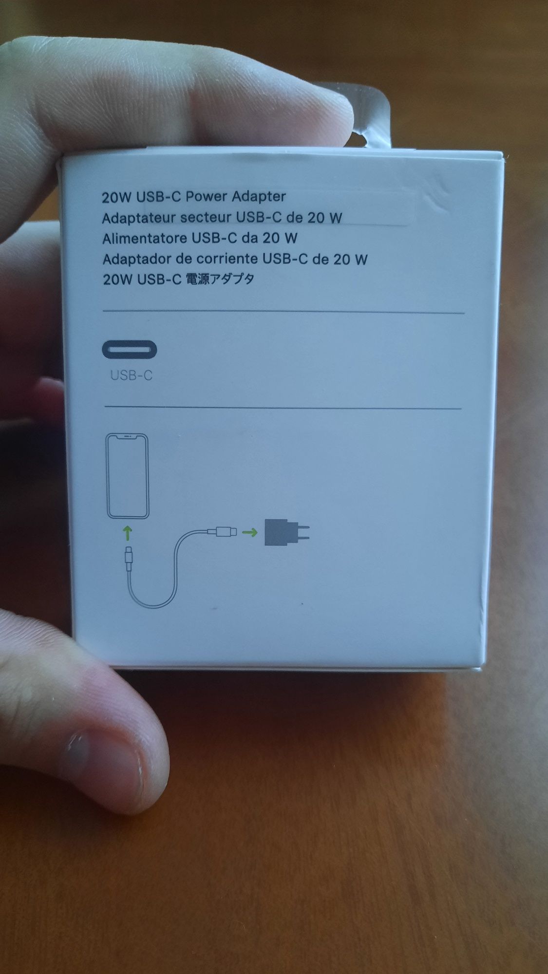 Новая зарядка Apple 20W