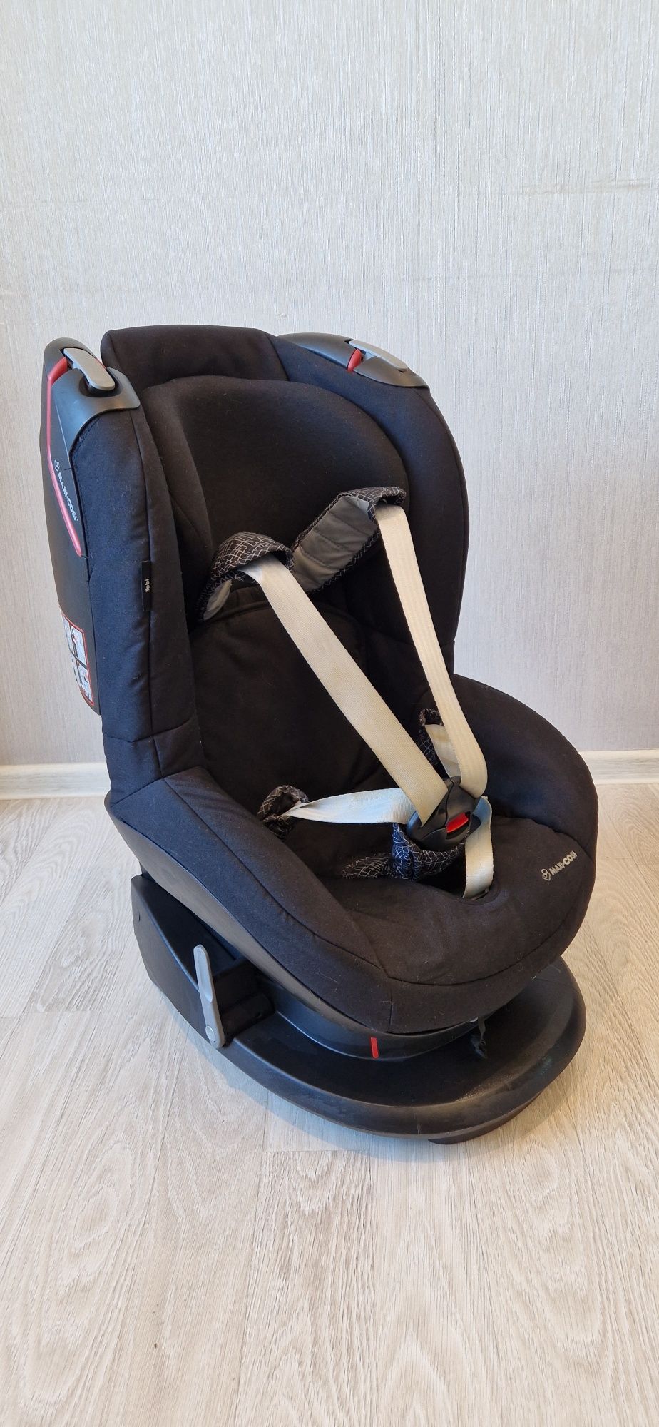 Автокресло Maxi-Cosi Tobi (1)