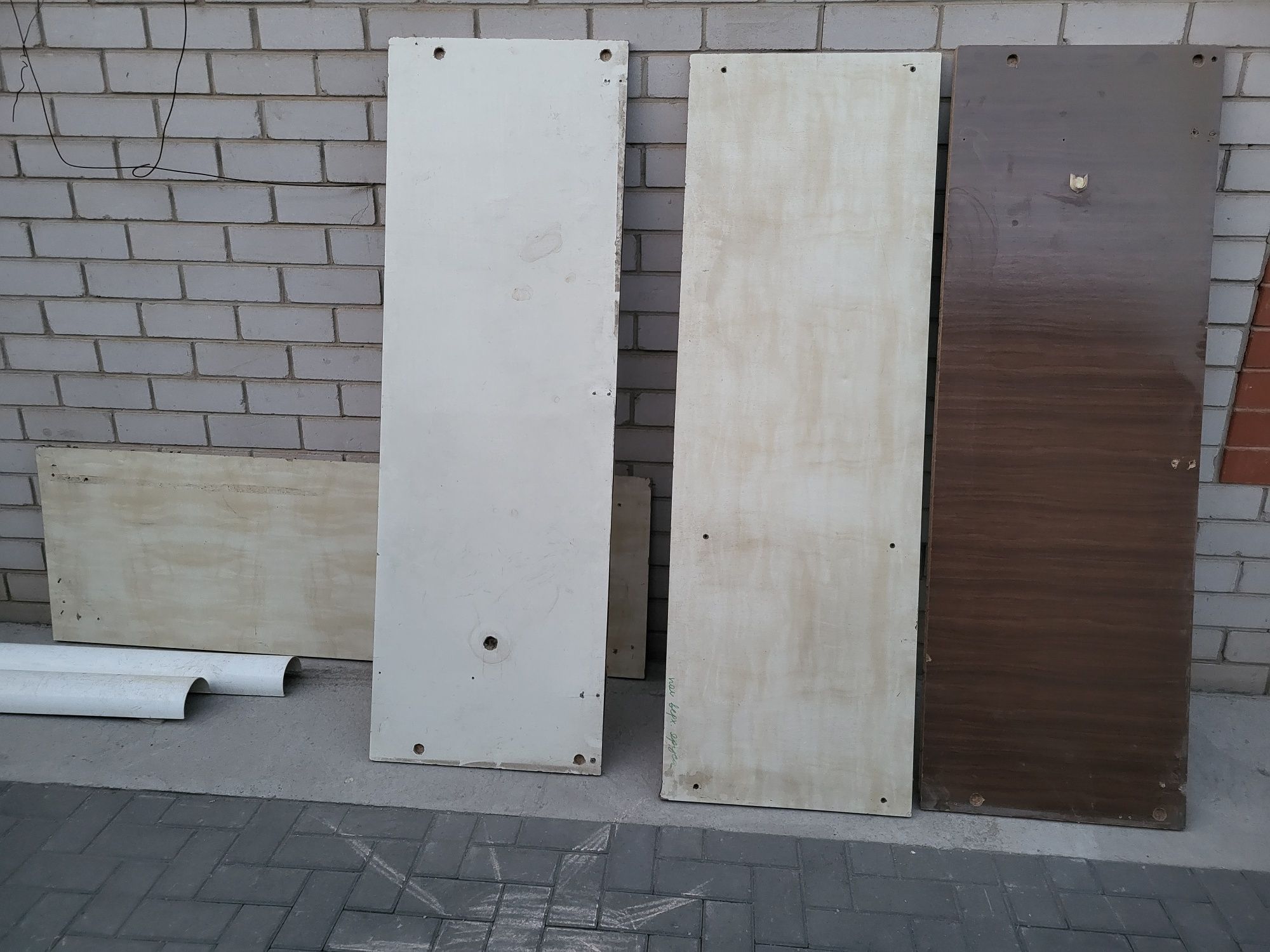 Продам аллюминевые- металлпластиковые панели от рам