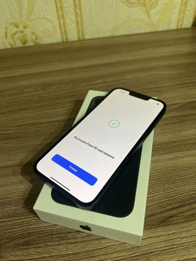 Продаю срочно iPhone 13 в идеале