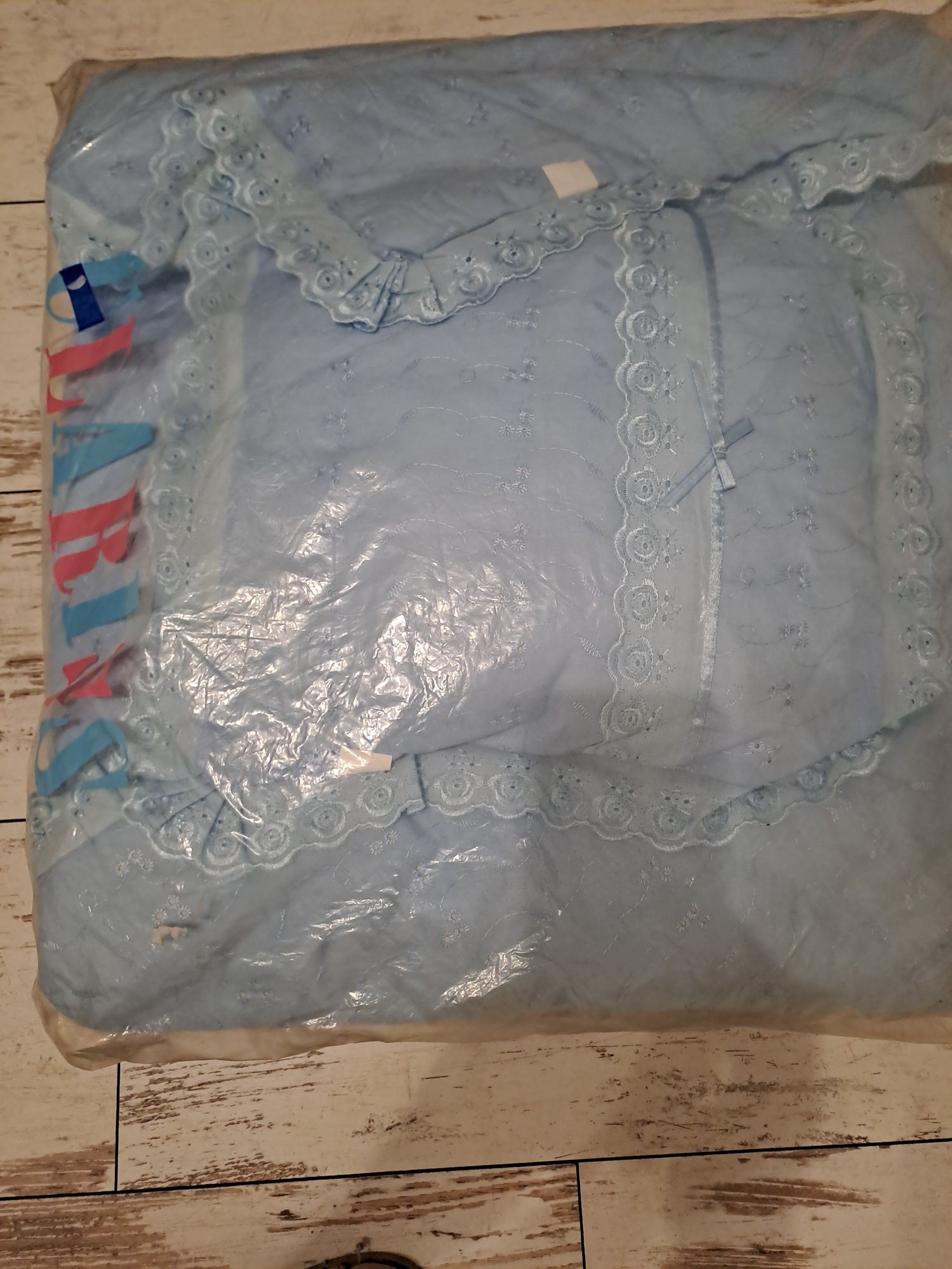Продам набор для выписки новорождённого.