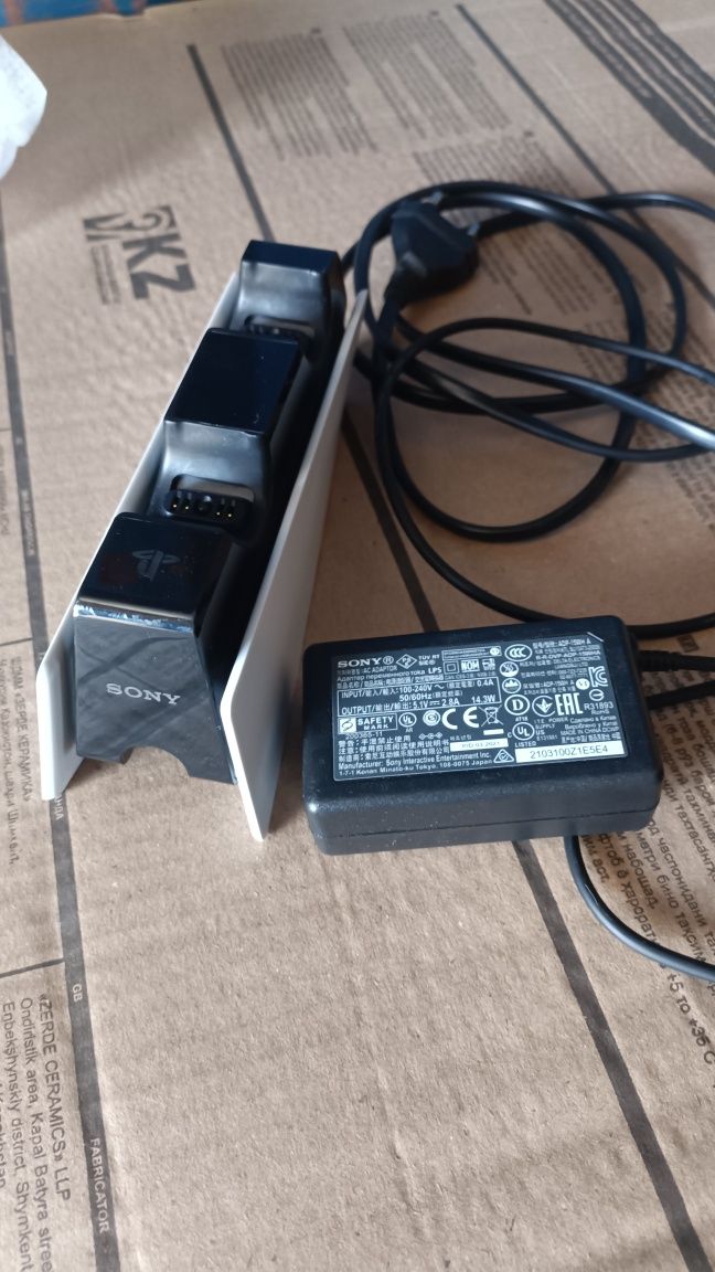 Зарядная станция ps5 sony, зарядное устройство для джойстиков