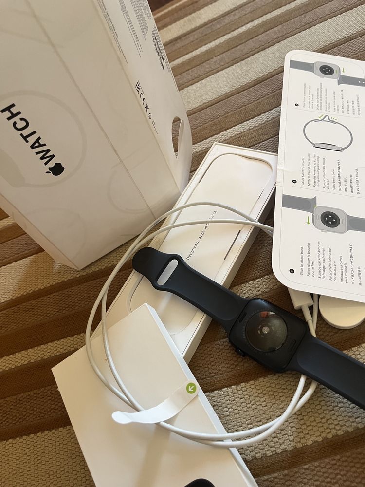 Apple watch 44 2025 NEW  (se 2nd, gps)
