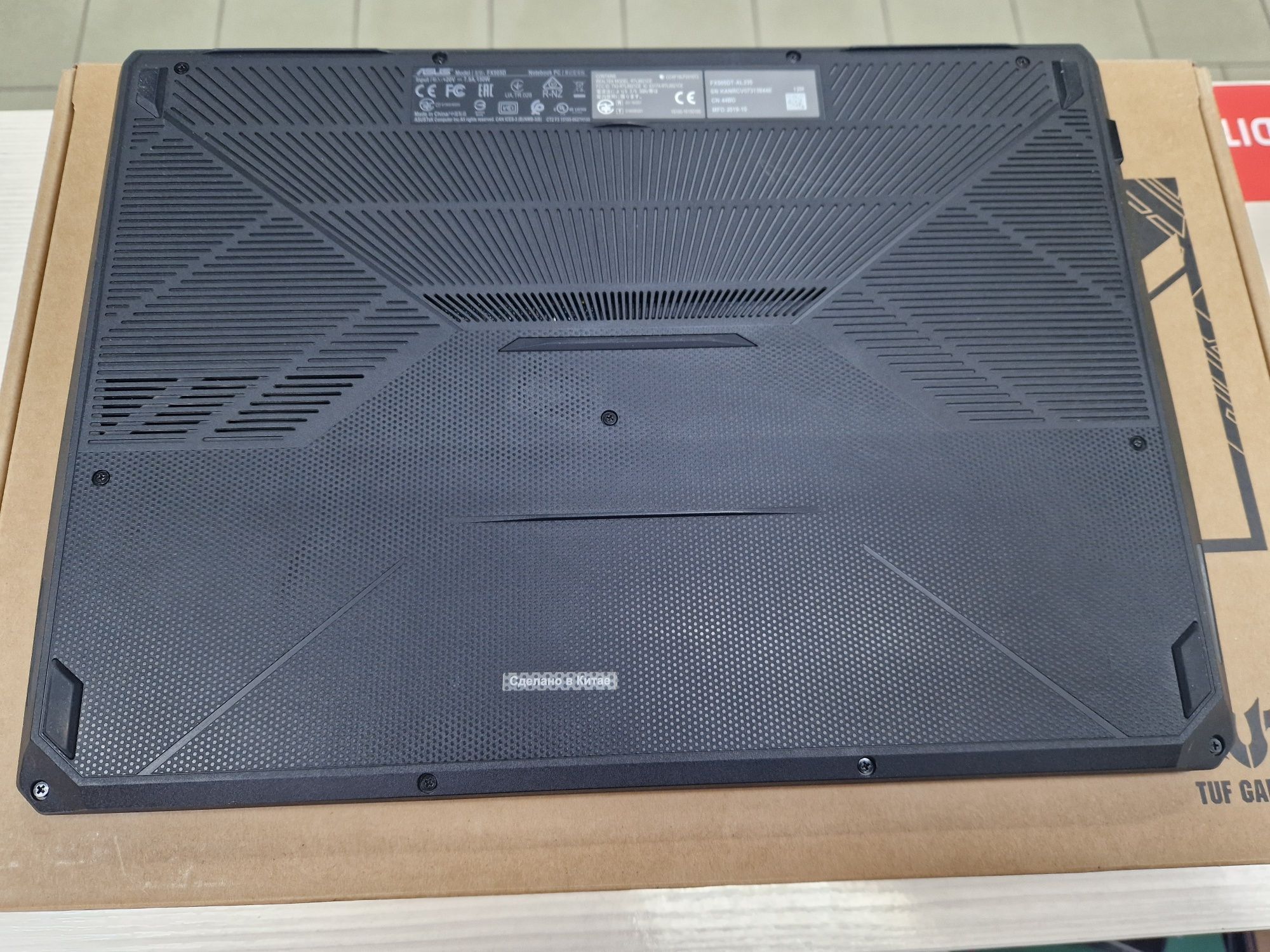 Asus TUF Gaming (32 Gb DDR4, 1000 Gb SSD, Ryzen 5 3550H)