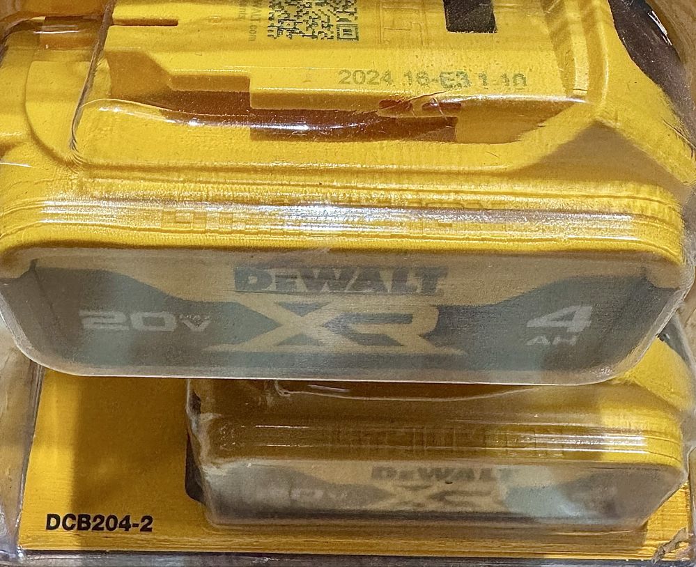 Аккумулятор батарея Dewalt 18-20V 4Ah, ОРИГИНАЛ, новый