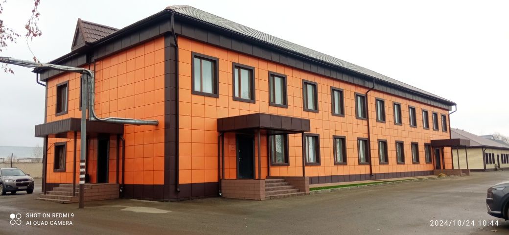 Сдем в аренду: офисы, боксы, контейнеры 40т.