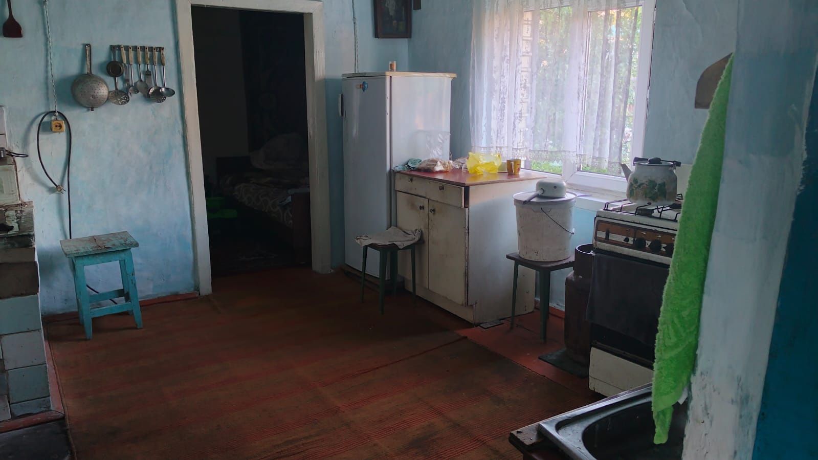 Продам дом с земельным участком