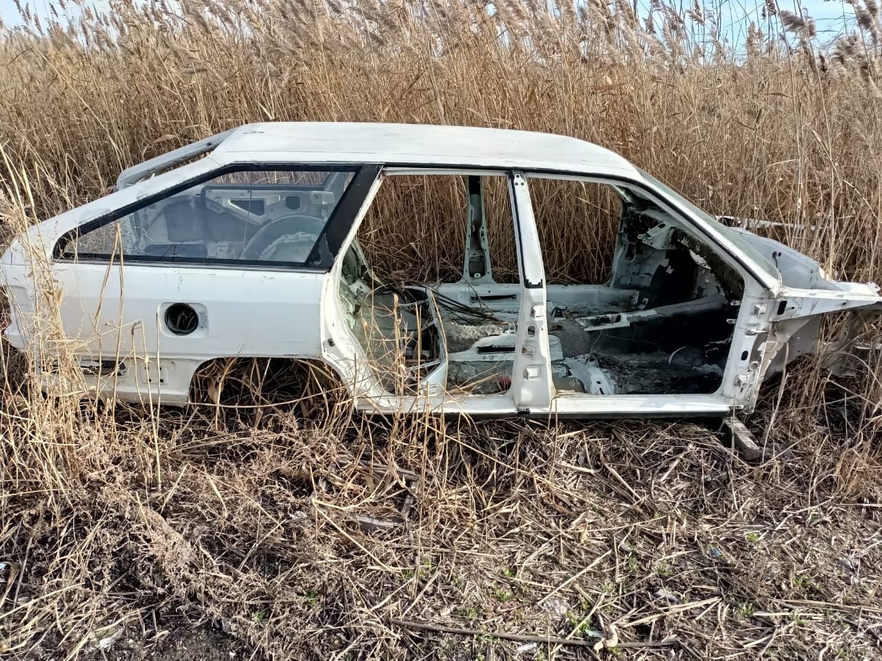 Продам по запчастям Ауди 80 в4 в3 ауди 100с3