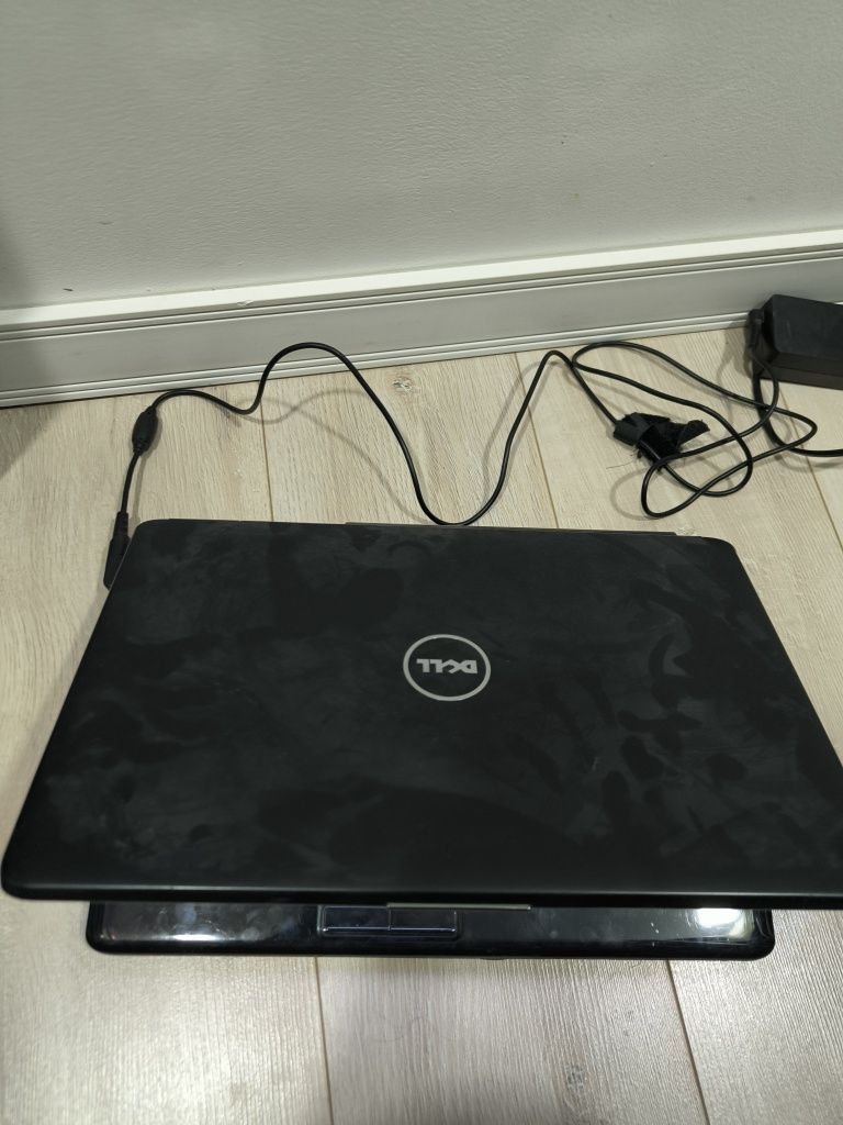 Ноутбук Dell продам