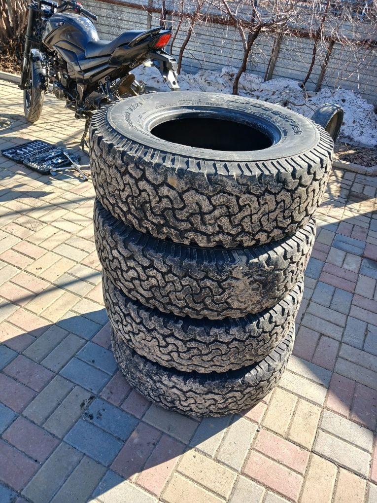 Продам грязевые балоны. LT 265 / 75 r 16