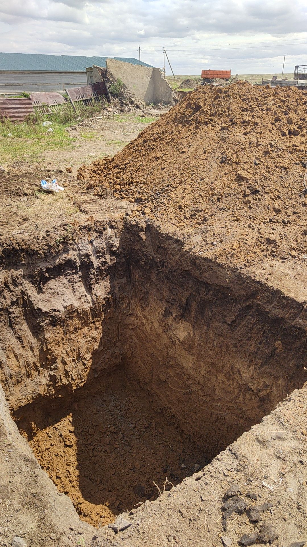 Продам экскаватор Hitachi