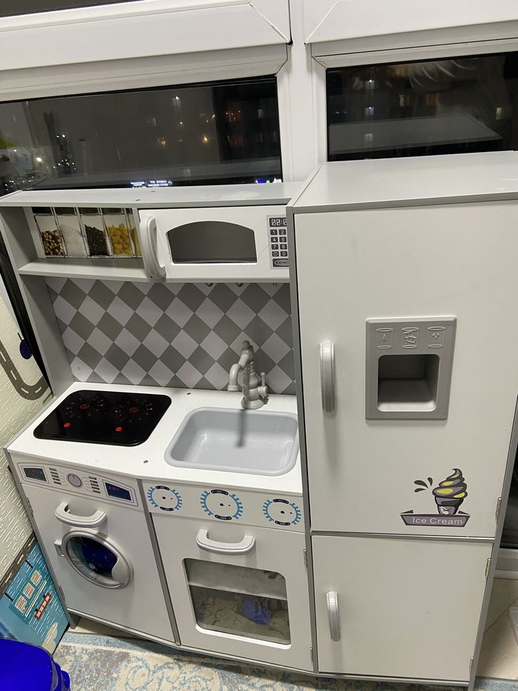 Игрушка кухня для детей