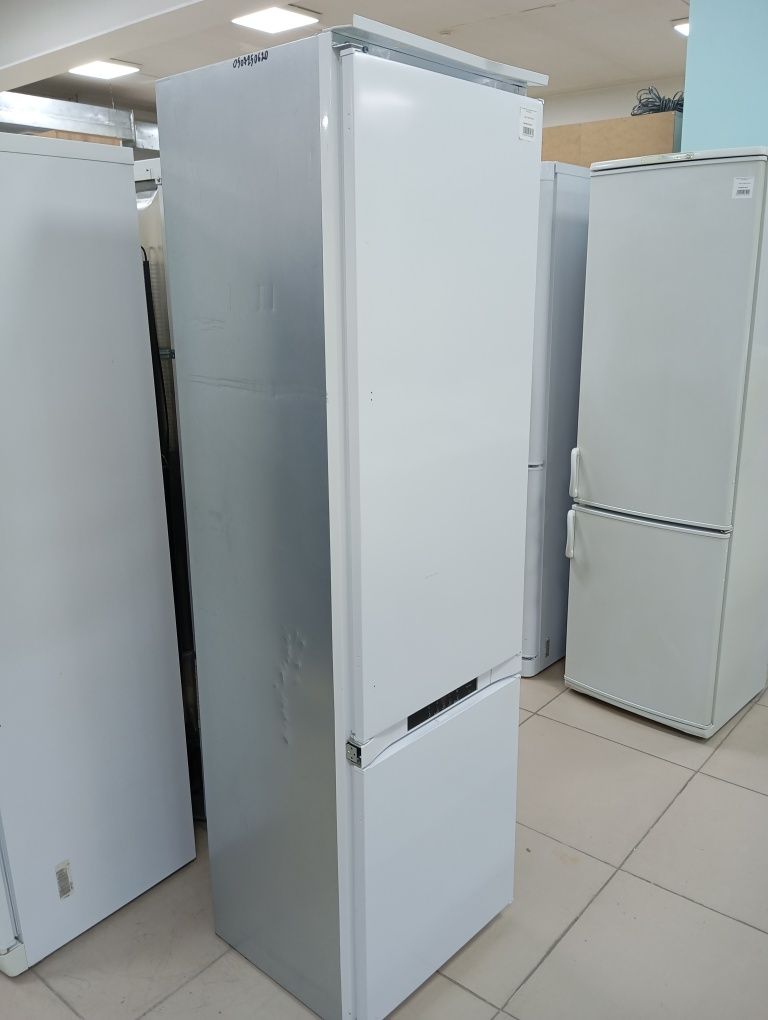 Встроенный холодильник бу